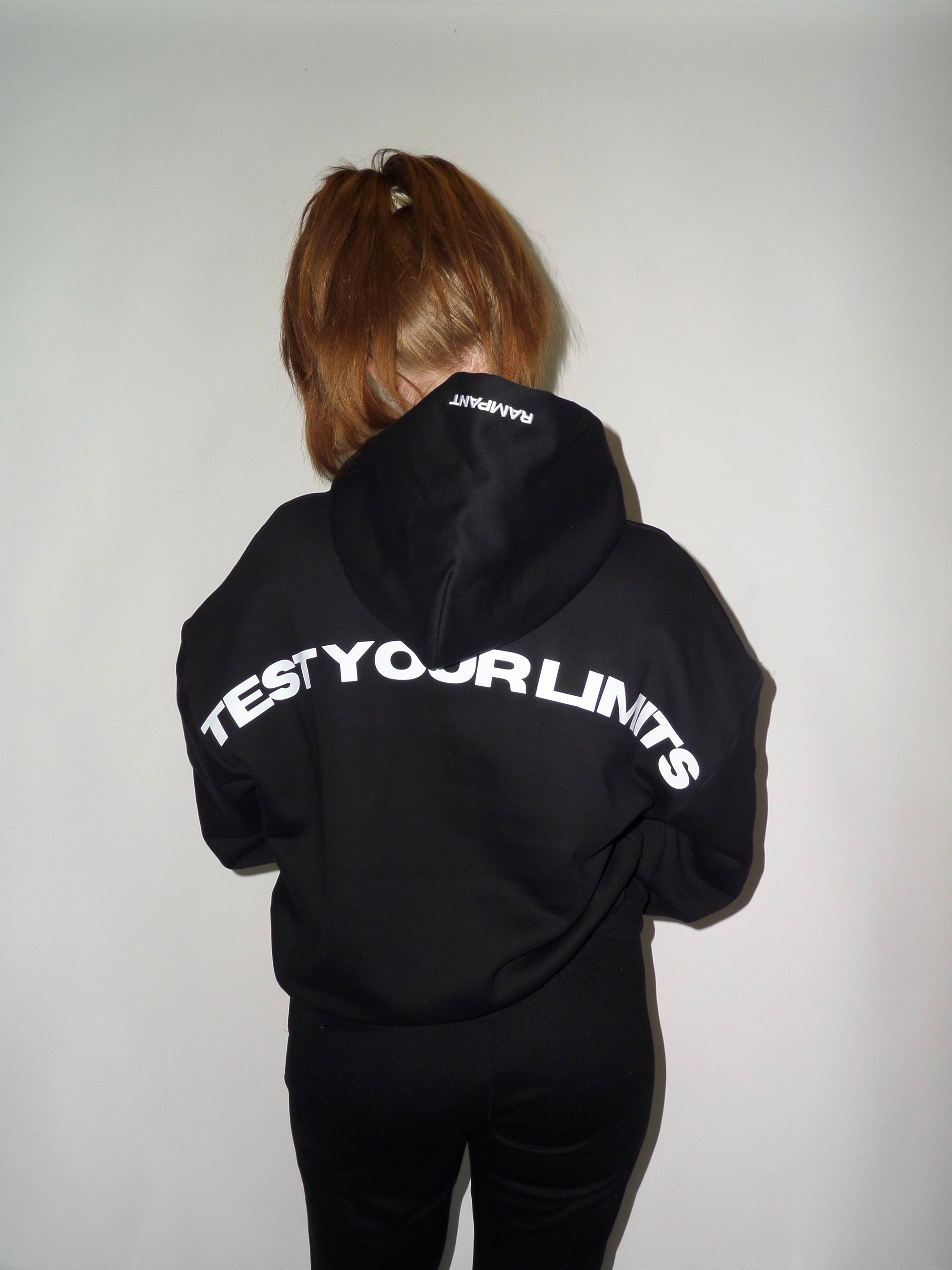 BOXY HOODIE - UNRESTRICTED