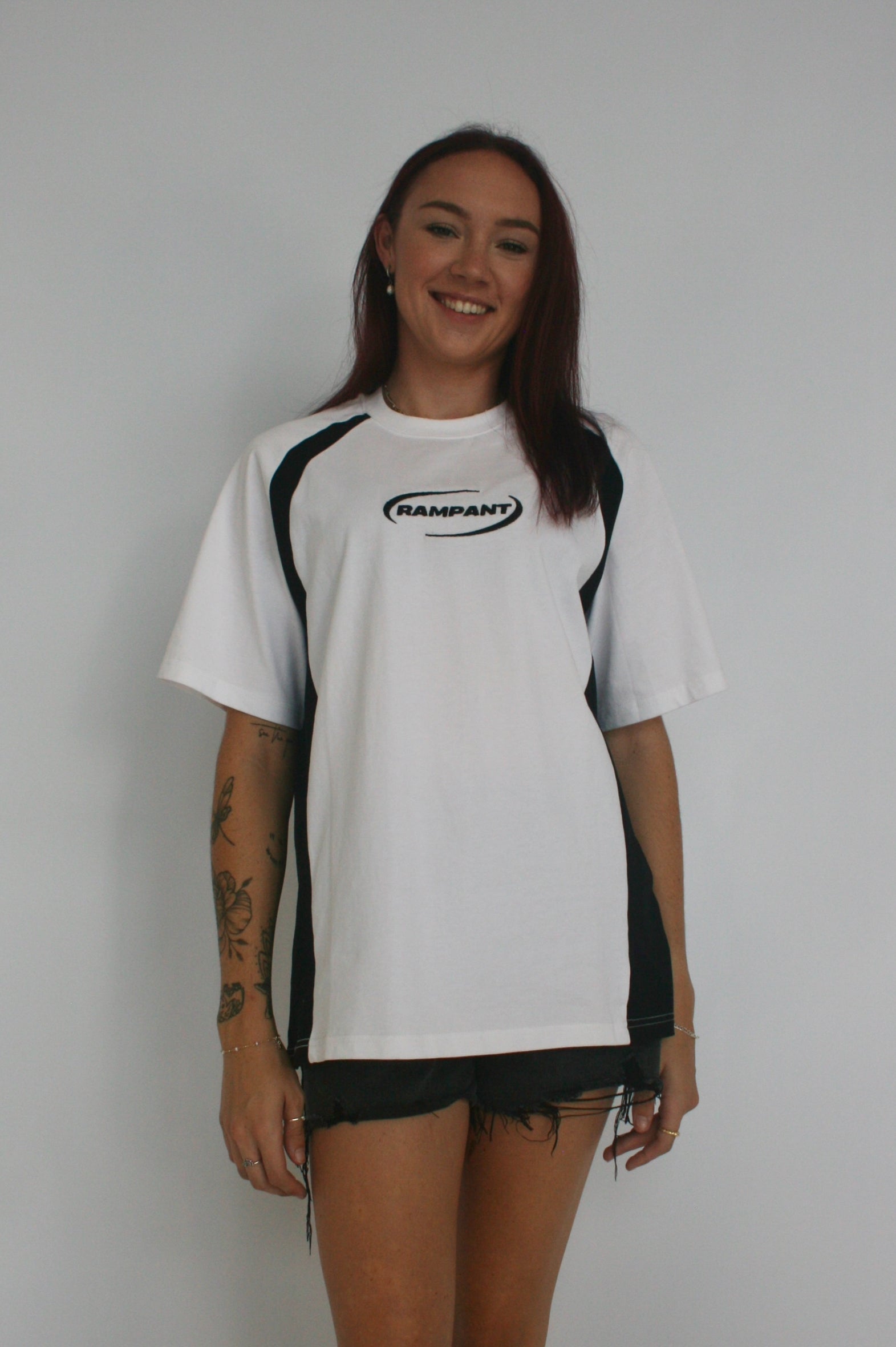 2T SHIRT WHITE - EMBROIDERED