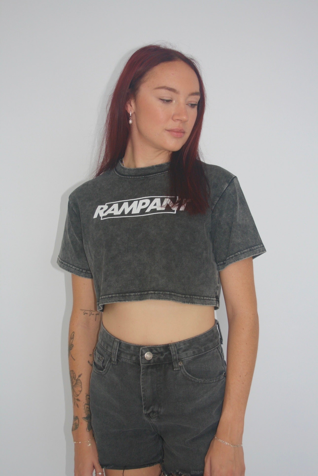 RAMPANT CROP TOP